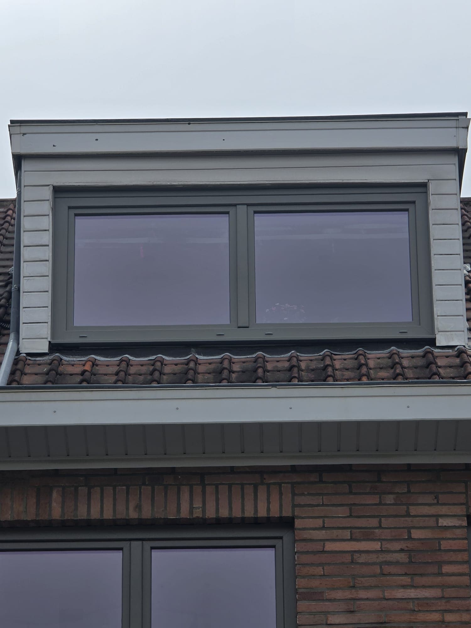 FENETRE ALU GRIS